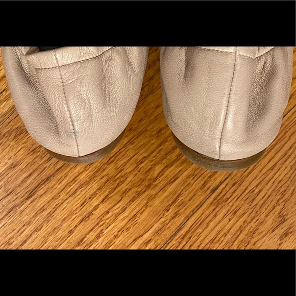 Valentino Garavani Bow Flats, Taupe - Picture 4 of 5